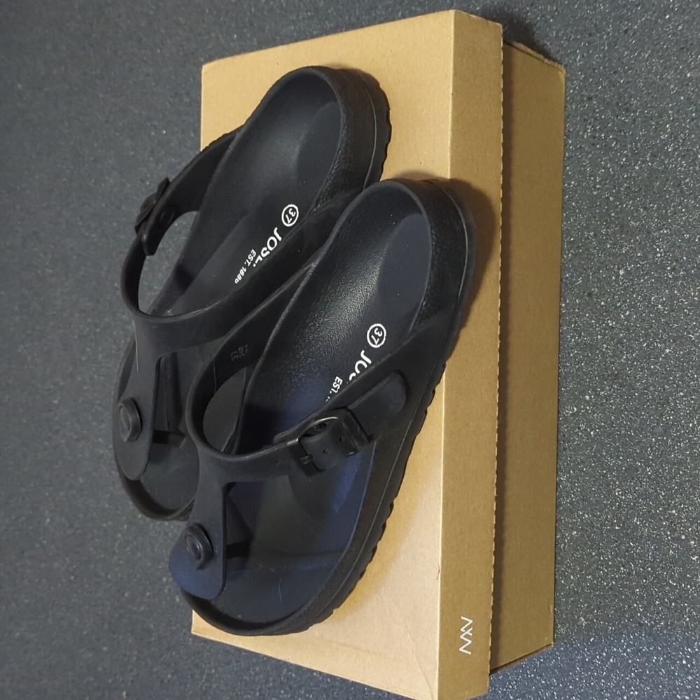 Josef Seibel EVA toe post sandals US6
